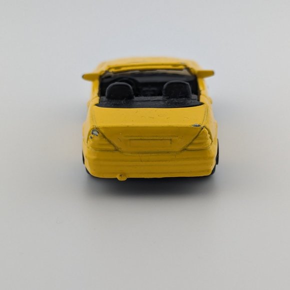 Maisto Mercedes Benz-SLK diecast Yellow - Picture 3 of 5